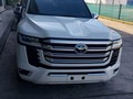 LC300 VX año 2022  4300km  Twin turbo  Ubicación #caracas  Tapicería negra  Todos sus resguardos  Precio consultar