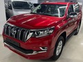 Prado VX 2022 0km  Ubicación #caracas  Tapicería negra  3 filas de asientos  Pantalla digital  Botón de encendido  Precio consultar