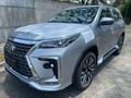 Fortuner año 2023 0km  Ubicación #valencia  Kit lexus  Tapicería negra  Todos sus resguardos  Pantalla digital  Motor v6 a gasolina  Placa y título listo  Info al número de perfil