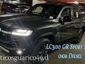 *2022 *LAND CRUISER 300  *EDICION ESPECIAL 🎗 *70 ANIVERSARIO 🎖 *GR SPORT FULL EQUIPO *MOTOR V6 ⚙️ *3.3 TWIN TURBO DISEL ⛽️ *310 HP 🐎💪🏻 *709 N/M TORQUE 💪🏻💪🏻 *RINES DE ALEACIÓN EN 18’ EN COLOR NEGRO 🛞 *MEMORIA DIGITAL EN LAS 3 FILAS DE ASIENTO *APERTURA AUTOMÁTICA DE COMPUERTA TRASERA *TIRO DE ARRASTRE  *TERCERA FILA DE ASIENTOS ELÉCTRICOS *7 PASAJEROS *AIRE ACONDICIONADO TRI ZONA ❄️ *TABLERO TOTALMENTE DIGITAL  *PANTALLA TÁCTIL 12.3’ 🖥 *PANTALLA EN AMBOS CABEZALES TRASEROS 🖥🖥 *FRENO DE EMERGENCIA ELÉCTRICO *AUTO HOLD *SUSPENSIÓN ELECTRÓNICA AJUSTABLE CON BLOQUEADORES EN DIFERENCIALES PARA 6 DIFERENTES MODOS DE MANEJO / CONDUCCIÓN /SELECTOR DE MULTI TERRENOS  *CÁMARAS 📸 📽 360 GRADOS  *SISTEMA DE REFRIGERACIÓN /NEVERA CENTRAL CON 3 PUNTOS DE APERTURA PILOTO, COPILOTO Y PASAJEROS  *CARGA INALÁMBRICA PARA TELÉFONO MÓVIL 📱  *DOBLE AIR BAG PARA PILOTO AIR BAG PARA COPILOTO CORTINAS Y AIR BAG PARA PASAJEROS  *SUNROOF ELÉCTRICO ⚡️  *SONIDO JBL CON 16 CORNETAS 🔊 *DISPONIBLE EN COLOR BLANCO PERLA⚪️ Y GRIS PLOMO INTERIOR 100% CUERO COLOR ROJO🔴 Y NEGRO ⚫️