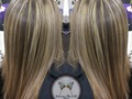 Muchos #highlights #balayage #babylights muchas de nuestras clientas con las tendencias en Color. Hermosas Katherine, Wendy y Shirley. Desliza para que veas los #cambiodelook . . . . . . #blondehair #haircolor #rubiosperfectos #wella #salerm #plexforte #hairtransformation #hairtechniques #hairsalon #colortouch #blonde
