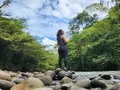 📌5 Años en #Ecuador   Este país sigue sorprendiéndome, cada rinconcito es mágico. Es increíble vivir en un país donde tienes naturaleza por donde mires, una montaña en cada esquina y donde compras frutas aún con la tierra que fue cosechada. Ecuador es un país de sabores (y no hablo solo de los culinarios) hablo del saborcito rico que te deja quedarte sin aliento al ver al #cotopaxi en las mañanas, el sabor de victoria luego de 40km en bici, el sabor a tristeza cuando algunas cosas siguen estando lejos, el sabor de la felicidad al reencontrarte con los que más amas.  5 años de no parar, de improvisar y de tener más tenacidad por lo que anhelo. 5 años que Ecuador me ha visto equivocarme, triunfar, dudar, pero definitivamente nunca caer. ¡Gracias!  📸 Fotaza hermosa que me hizo @daniel_s_arias