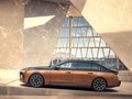Keeping up with the times.#FastForwardism  BMW i7 M70 xDrive: Combined power consumption: 23.8–20.8 kWh/100 km. Combined CO2 emissions: 0 g/km. Electric range: 488–560 kilometers. All data according to WLTP.  Further information: .  #i7M70 #BMWi7 #BMWM #electriccar