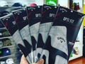 Los nuevos guantes OPTI FIT de Callaway te brindan la flexibilidad de un ajuste universal y compresión en 4 direcciones. Talla única para la mayoría de los pequeños desde la S hasta la XL  CARACTERÍSTICAS Y BENEFICIOS * Talla única para la mayoría desde S – XL * Material sintético japonés de primera calidad: excelente sensación, flexibilidad y mayor durabilidad * Tejido sintético elástico en 4 direcciones en los puntos elás - Rendimiento avanzado: absorción de la humedad, transpirabilidad y flexibilidad * Cierre ajustable OPTI FIT™: ajuste delgado, liviano y seguro * Puños elás: sensación segura y absorción de humedad.     #almacendegolfenbogota #servigolf #callawaygolf #tiendadegolfenbogota #golf #callaway #almacendegolfbogota #tiendadegolfbogota