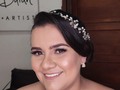 Un look glam escogió mi bella amiga @lapinzon05 para lucir el día de su boda. Gracias por elegirnos. . . Me veo reflejada en ti. . Agenda tu cita  Para peinados y maquillaje. 📲3008542474 Estamos ubicados en ➡ calle 13 #11-88 Lebrija-Santander ➡ Calle 23 #4-50 Piedecuesta -Santander #maquillajedeojos #maquillajededia #makeuplook #maquilladoracolombiana #maquilladorabucaramanga #maquillajepiedecuesta #lebrijasantander #noviasfloridablanca #noviasgiron #noviasbucaramanga #noviapiedecuesta