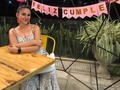 Y los cumplí muy feliz, mis dulces 23 🤭 23 años viviendo cada día como si fuera el último, 23 años viendo el lado positivo de la vida en cualquier situación, 23 años emocionándome hasta por el más mínimo detalle, 23 años llenos de historias locas, risas, bailes, caídas y levantadas, amigos, amores, desamores y varios atardeceres en la playa. 💙 23 años y siento como si mi alma tuviera 40 🥴🤣 23 años muy bien vividos. 23 años siendo feliz. Happy Birthday To Me. 💖