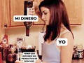 El tema de hoy: cómo se me desparrama la vida en ciertos momentos 🤍🤭. Con Robin Scherbatsky, porque es periodista como yo, porque no le gustaba la cocina como a mi, y porque terminó con Ted, y a mí me gustan los Ted (no me importa lo que digan 🙄). ⭐ Solo por eso, porque no hay muchas otras cosas que compartamos 🤭 en fin...  ¿Con cuál se identifican? 🌱
