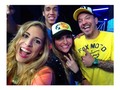 Selfie que me encanta... @stick2sticktv  #pegatealaonda