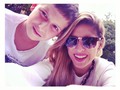 El loquito de la casa se me pegó hoy hacer vueltas.... Debo admitir que me divierto. 👫💓😘 #mybrother #happy