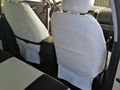 SSANYONG TIVOLI 2019 EN ECO CUERO BLANCO CON GENERO AUTOMOTRIZ NEGRO. . . 🖥️ WWW.CUBREASIENTOSCHILE.CL . . ☎️ + 56 9 4651 3071 . . 📍 PORTUGAL 120 OFICINA 014E STGO CENTRO.