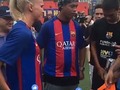 Este parcero está barrigón, pero todavía le luce esa camiseta @ronaldinhooficial @fcbarcelona #suitupmedellin #notodosonmotos #Ronaldinho #r10 #ronaldinhogaucho #ronaldinho10 #elmaisgrandedomundo #jogobonito #juegamuito #fcbarcelona #Barcelona #fussball #futbol #futebol #fútbol #soccer #calcio #calidad #elmago #elmejor #elbrujodeportoalegre #motivation#viscaelbarça #viscaelbarca #likeit#IDOLO #instagram #like4like #miraadiosbye