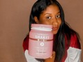#ad @flattummyco's shake program has me feeling so good about where I’m at… check them out! Take it from me, some regular light exercise + this program will get your tummy back to where it needs to be even if you aren’t performing your regular routine 🙌🏽 With all the vitamins and nutrients in this program, you’ll be feeling better in no time! They’re still BOGO, so the time to try them is now 💕