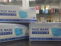 Venta de mascarillas por caja.