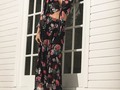 Arena Bay trae este print super clásico en negro con flores rojas 🌹🌹🌹!!! Es perfecto para combinar con colores planos!!! Amamos este outfit de falda larga ($169.900) + crop top ($118.900), se ve perfecto en el día con vestido de baño o en la noche para salir!!! Compra.por WhatsApp o DM y recibe en tu casa ❤️❤️❤️ . . . #compracolombiano #modacolombiana #outfitoftheday #faldalarga #croptop #compralocal #lanubacolombia #tiendamultimarca