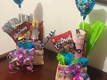 Se acerca un día especial... y sin duda deseas hacerlo especial para muchos... por eso, en @tarjetastore te asesoramos en esos pequeños detalles con mucho sentimiento para quienes amas... cotiza y personaliza con nosotros tu detalle para esos seres especiales (link en nuestra bio)  #tarjetastore #desayunosorpresa  #amor  #anchetasmedellin  #amistad  #regalosmedellin  #detallespersonalizados  #niño  #niña  #mujer  #hombre