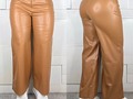 Pantalón en Cuerina 😍 Talla: S M L 👸✨🛍️🔥