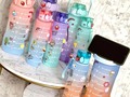 ✨NUEVOOOOOO✨🤑📝 *Hermoso Termo Motivacional en Combo 80.000 importado* 💖 •4 colores disponibles  •incluye 2 piezas  Termo de 2 litros  Termo de 900 ml  •AMBOS TERMOS CONTIENEN PINES Y STIKERS • Con manecilla Portacelular 💕