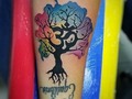 Árbol en watercolors con om. #tatuadoresdemaracaibo #tatuadoresdevenezuela #maracaibotattoo #tattoocolor #tattoos #tattooevolucion #jacksoncaracas #tattoowatercolor  #watercolor