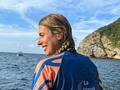 Amamos mostrar la Magia de los Corales 🪸💙   El ecosistema coralino, es uno de los más diversos y productivos del planeta. Alberga al rededor del 25% de las especies marinas. Sin embargo, está siendo afectado por el cambio climático y por las acciones del hombre. En varias zonas, es muy común ver blanqueamientos 😓 ¡Es URGENTE tomar acción!  Por esta razón, este 17 de noviembre, junto a @greensoulsglobal, y personas muy especiales como @anasofiahenao @marcelarecicladora y @josesotoval, fuimos a las playas del Tayrona para ver los corales de cerca 🤩. Después, en nuestras instalaciones en Bonitá, tuvimos la oportunidad de compartir el proceso en las guarderías de corales 🙌🏼  Visitas como estas, son muy importantes para nosotros, porque nos permiten darle más visibilidad al problema e invitar a todos ser parte de la solución 🤝  ¡Gracias a todos por sumarse! 💙🪸  — #AcuarioRodadero #conservaciónmarina #SantaMarta #Colombia