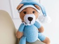 OSITO DORMILON!! 🐻💤  Esta ternura de oso es nuestro nuevo modelo. Recién salido del horno 🤭 Elaborado con mucho amor y dedicación para los pequeños de casa, también es perfecto para obsequiar a esa futura mamá 🩵 Y lo mejor es que actualmente está disponible para entrega inmediata. ¿Qué esperas para llevarte estos 30cm de amor?  . . . . #amigurumi #pelucheamigurumi #muñecotejido #crochetvenezuela #hechoamano #bebes #tejidoacrochet