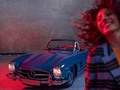 Life has many stylish surprises for you. Enjoy every moment!  📸 via @mercedesbenzmuseum  #MBclassic #MercedesBenz #300SL #300SLroadster