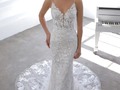 Estos vestidos de novia y muchos más están en liquidación desde $1'200.000 😱😍  Agenda tu cita para mañana sábado y ven a encontrarte con tu vestido soñado en nuestra sede de El Poblado. 💐