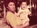 Feliz día del niño y para todos aquellos que siempre mantienen la inocencia 🙏🏻 😇👶🏻   No se pierdan la foto final 🤩😅 (de niño era medio amargado y peleón 😂) mi cara de amargura en esa foto era porqué el fotógrafo no me dejaba mostrar mi reloj militar (yo me creía Rambo) 😂😂😂😂 le dije ¿te quieres morir hoy y bueno allí el resultado de la foto!