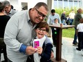 Mi Antonio gracias por ser un hijo espectacular.. a veces siento que no te merezco por tu nobleza. Eres el regalo que me dio Dios por que contigo puedo afirmar que tengo un hijo que me Ama y estas pendiente de Mi. Ojalá Dios me de vida para verte crecer junto a tu mamá.  Tu mamá es el mejor ejemplo que tienes de apoyo,honestidad y da la vida por ti.  Será el día del padre pero tu mami esta siempre presente dándote lo mejor.  Gracias por regalarme estas horas junto a tus compañeros. @antojr2014 @mcrr20