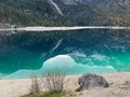 Un día muy especial en el cual la vida me sonríe,me brinda la oportunidad de observar,aceptar y avanzar .  La diosa del cielo azul reflejando su amor apoyándome a bañarme en el lago 😍😍