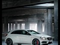 Mercedes-Benz A 45 AMG. Combined fuel consumption: 7.1-6.9 l/100km; CO2 emission: 165-161 g/km.