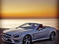 Are you ready for a sweet warm day at the beach - with the Mercedes-Benz SL? Photo by @log42