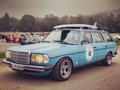 check #creme21 for more #youngtimer photos like this fine #surfer #wagon #mercedesbenz #mercedes #eclass #rallye