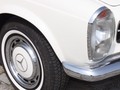#MercedesBenz #Classic #Car | #MBFanPhoto by @kaeferpeter | #white #chrome #star #shiny