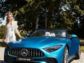 Unmistakably stunning.  📷 @sosodaum with @lena___hess for #MBcreator  #MercedesBenz #MercedesAMG #AMGSpirit #PerformanceLuxury  [Mercedes-AMG SL 43 | WLTP: Kraftstoffverbrauch kombiniert: 9,4–8,9 l/100 km | CO₂-Emissionen kombiniert: 214–201 g/km | mb4.me/DAT-Leitfaden]