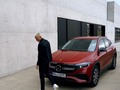 Ready to be a part of the electric generation? ​  📷 @henribubeck with @Iamrobinbinder @sunnicvi for #MBcreator  #MercedesBenz #MercedesEQ #EQA  [EQA 350 4MATIC | WLTP: Stromverbrauch kombiniert: 18,7‒17,4 kWh/100 km | CO₂-Emissionen kombiniert: 0 g/km | mb4.me/DAT-Leitfaden-electric]