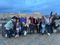 Una familia llena de locos disfrutando de Toledo 🥳 No hay mejor recarga q esta 💜#madrid #toledo #familia #amigos
