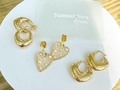 𝙿𝚊𝚛𝚊 𝚝𝚒 𝚚𝚞𝚎 𝚊𝚖𝚊𝚜 𝚎𝚕 𝚍𝚘𝚛𝚊𝚍𝚘.   For you who love gold🤍  #earrings #gold #glamour #designer #fashionstyle #vanessaveradesigns