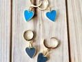 Hermosos zarcillos de corazón   Beautiful heart earrings   bracelets #crystals #handmade #trendyoutfit #fashionaccessories #fashionstyle #earrings #momgifts #mothersday