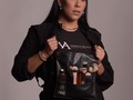 Soy Vaneza Araque, maquilladora profesional con más de 7 años de experiencia y hoy en el DÍA DEL MAQUILLADOR quiero compartir con ustedes el comienzo de un sueño que he tenido desde niña.  Siempre quise tener un salón de belleza donde pudiesen disfrutar de servicios de calidad, y créanme he cuidado minuciosamente que así sea, puliendo cada detalle para ofrecerles excelencia, ante todo.  Se que muchas han estado atentas a este proceso y hoy quiero hacerlo formal, en ⭐ @vanezabeautystudio ⭐️ encontraran servicios profesionales en el área de maquillaje, cejas, pestañas y uñas, con la intención de que en un solo espacio puedan realzar su belleza.   Como si no fuera suficiente acá también encontraran productos originales y con la asesoría necesaria para realizar sus compras.🛍️   He formado un equipo de profesionales maravillosas, y solo deseo que esta familia siga creciendo y que ustedes sigan acompañándome en esta nueva etapa.  Muy pronto ⭐ @vanezabeautystudio ⭐ abrirá sus puertas para recibirlas, y como queremos que se mantengan atentas, les compartiremos nuestra fecha de inauguración en nuestra siguiente publicación🤭😜  Así que… ¡activen sus notificaciones! 🔔🔔  Y FELÍZ DÍA A TODOS MIS COLEGAS!!! 💓💓  Foto: @rossphotonet @ross_foto  Hairstyle: @risabellaa_  Accesorios: @mariaca_accesorios   #MeridaVe #MeridaPreciosa #Meridavzla #SalondeBelleza #Makeupartistmrda #diadelmaquillador