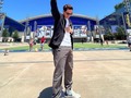 sólo 16 hrs en Texas y en el segundo vídeo explicó el por qué • me hace feliz cuando alguien es feliz con mi música