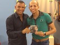 En @felizdiatv con #juancarloscoronel y primicia de su nuevo disco y autógrafo así amigo mil gracias 👍👏😱💁@juancarloscoronel #barranquilla