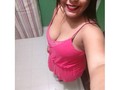 Yo no tengo un cuerpo increible, ni una barriga plana. Estoy lejos de ser una modelo, pero soy yo. Y me gusta lo que veo en el espejo. Puedo comer, tengo curvas y me encanta mi cuerpo. Salgo a menudo a fuera de la casa con o sin maquillaje. A veces soy un poco loca, explosiva, y cuando estoy aburrida puedo gritar y después sonreír. Yo no pretendo ser alguien que no soy. Yo soy lo que soy. Ustedes me pueden amar o no... Nadie me va a cambiar. Soy mujer eso lo dice todo.😊😊