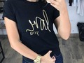 Camisa con vinilo dama, 16 mil al por mayor / 30mil al detal🖤🖤🖤Mayor inf 📲 301 621 9406  #camisasdama #moda #camisasnegras #medellin  #letrasenvinilo #camisasmujer #modachic #camisasconvinilo #domicilios #envios #vinilo