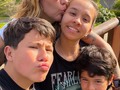 Y en realidad no hay manuales para saber cómo sentirnos, cómo actuar, si en realidad hacemos lo mejor? O quizás llegar a pensar tantas cosas y entre todas esas si de verdad hacemos lo mejor y Justo ahí es donde nos replanteamos, pensamos, pataleamos, lloramos lamentamos algunas decisiones y cuándo finalmente respiramos calmandonos podemos entender que los tiempos de Dios siempre serán absolutamente perfectos y que damos, somos, trasmitimos solo lo qué hay en nuestro corazón💚 “HOY ERA EL MAÑANA QUE TANTO ME PREOCUPABA”