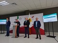 Dentro de la rueda de prensa el día de hoy presentada por el Gobierno del Estado De Coahuila a través del titular del ejecutivo Miguel Angel Riquelme Solis muestra respeto a las instituciones, y reconoce la participación y manifestación ciudadana para refrendar el apoyo al INE México   Además, resalta el llamado a la civilidad al interior del PRI Coahuila en el proceso interno para la candidatura a la gubernatura en #Coahuila, Manolo Jiménez Salinas Román Alberto Cepeda .  Asimismo, se están diseñando esquemas para una fuerza de coalición con PAN Coahuila PRD-Coahuila   Dió a conocer resultados positivos en los esquemas de vacunación, más apertura en eventos sociales y reforzar la inspección y verificación en establecimientos comerciales y mercantiles.