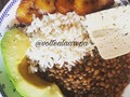 Un almuerzo ligerito para hoy !! #lentejas #aguacate #arroz #tajadas ( que no pueden faltar ) y #queso #llanero !! Quien se anota con esta combinación ?  #almuerzo #voltealaarepa #venezuela #venezolanosenelexterior