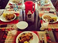 Comida casera: Pasta con pollo y champiñones, papas y ensalada a la larisa  Nada normal pues EXQUISITO  By. @laribbbraga