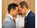 Gracias @peopleenespanol por la nota en su más reciente edición impresa por mi boda con @luisluyando | Gracias @mediaconceptspr por todo el apoyo y muchas gracias @laurabernalphotography por las fotos una vez más. #lovewins