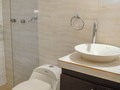 Townhouse en Villa Chica Montebello. ✨24.999✨  Planta baja: Sala comedor Cocina tope de granito 1 Habitación con sala de baño y clóset Escalera con pasamanos de acero inoxidable Tanque de 8.000 lts. con su hidroneumático. Lavandería independiente Estacionamiento para 2 vehículos Pisos de porcelanato  Planta Alta:  3 habitaciones. Habitación principal con vestier y sala de baño. 1 sala de baño que comparten las 2 habitaciones. - Yanireth Sánchez 📲+58 414-6388235 Asesora RE/MAX MILLENIUM - #asesor #remax #casa #edificio #apartamento #casa #edificio #maracaibo #venezuela #chile #ecuador #peru #inversion #inversores #inversionistas #rioacha #venezolanosencolombia #venezolanosenperu #venezolanosenusa #venezolanosenchile #casasdelujo #townhouse #miami #florida #inmuebles #remaxmillenium #remaxworlwide #realstate #hablamosconresultados