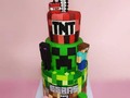 Uno de los juegos favoritos para celebrar los 7 años de Sebastian 💥 #minecraftcake #tortademinecraft #minecraft  #fondantcake  #cabimas  #instacake  #hechoconamor  #hechoamano